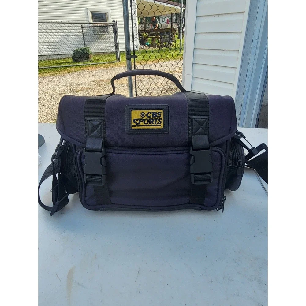 Sony Handycam DCR-TRV11 Digital Camcorder Carl Zeiss Lense, Tested W/ Cords, Bag